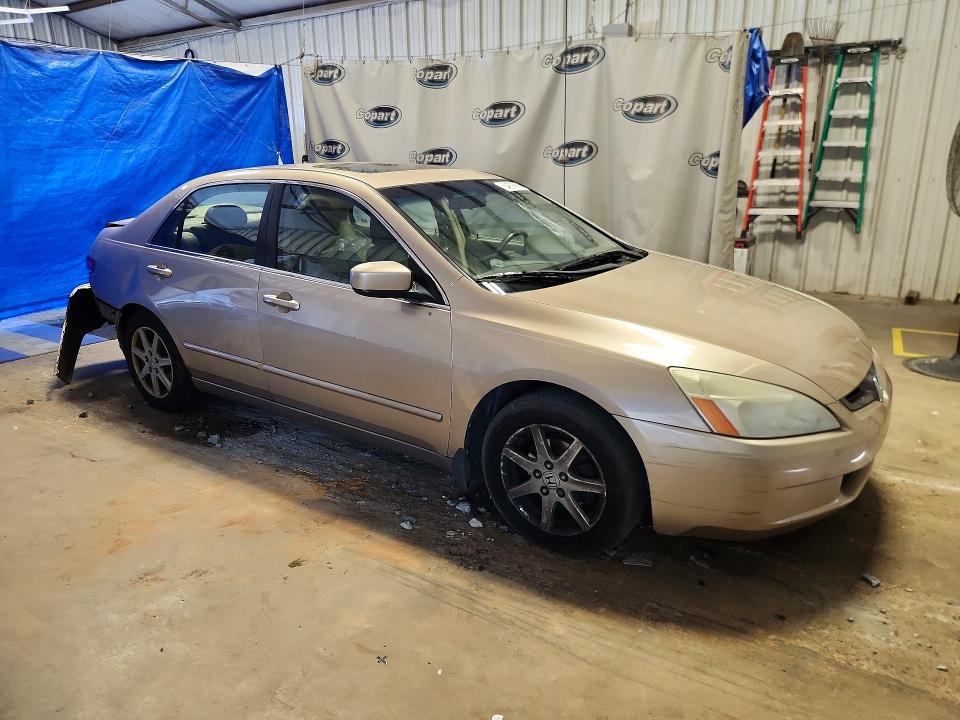 2004 Honda Accord მანქანა იყიდება აუქციონზე, vin: 1HGCM66504A076147, აუქციონის ნომერი: 64923896