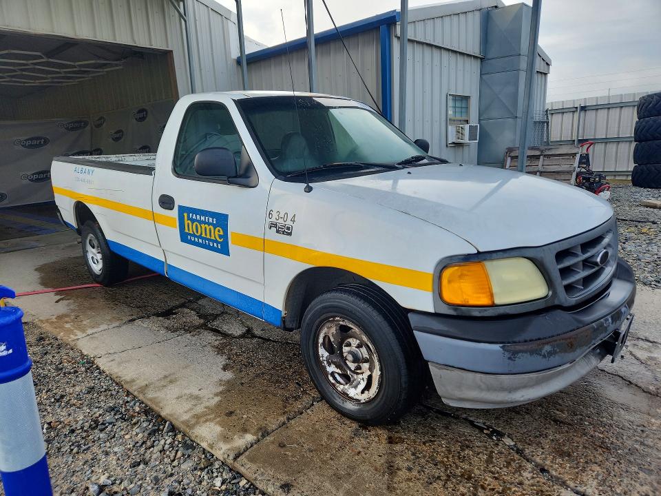 62705566 :رقم المزاد ، 2FTRF17254CA51365 vin ، 2004 Ford F-150 Heritage مزاد بيع
