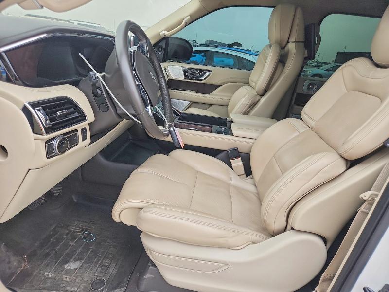 63991836 :رقم المزاد ، 5LMJJ2LT3LEL02286 vin ، 2020 Lincoln Navigator مزاد بيع