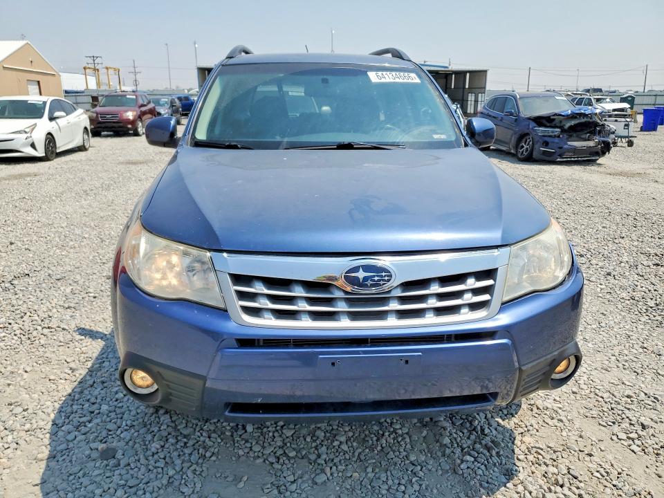 64134666 :رقم المزاد ، JF2SHAEC9BH750870 vin ، 2011 Subaru Forester مزاد بيع
