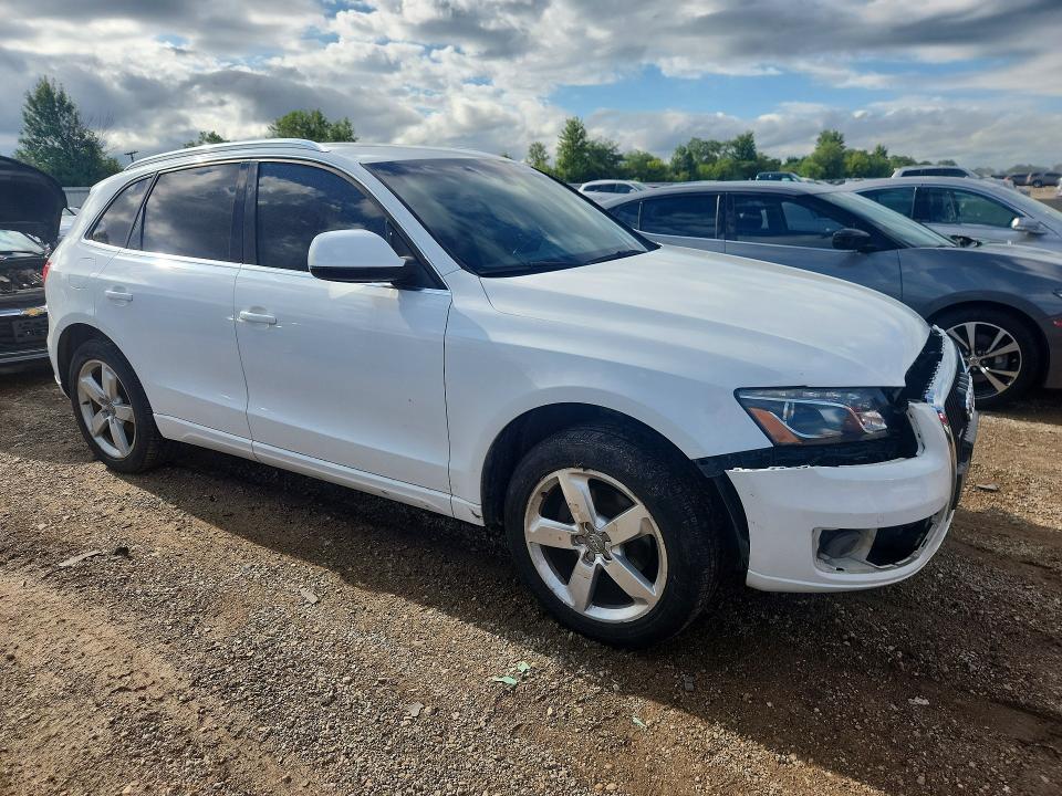 65124466 :رقم المزاد ، WA1LKAFP7AA105464 vin ، 2010 Audi Q5 مزاد بيع