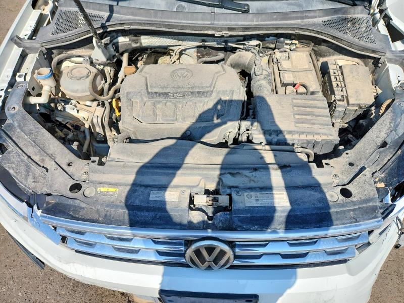61451436 :رقم المزاد ، 3VV3B7AX2JM161851 vin ، 2018 Volkswagen Tiguan مزاد بيع