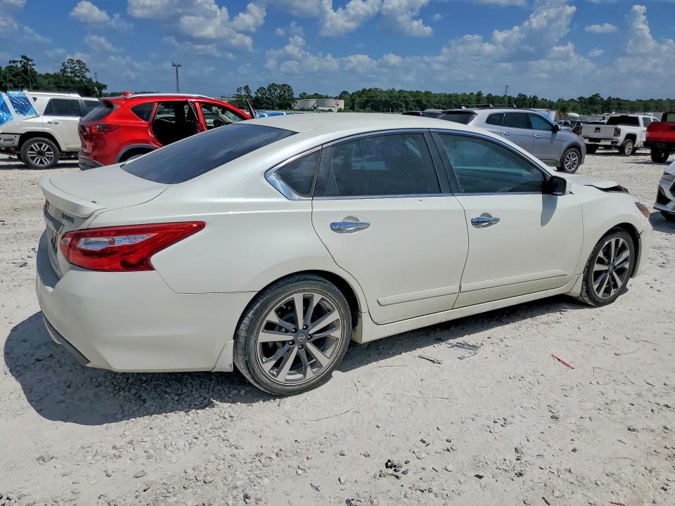 65666746 :رقم المزاد ، 1N4BL3AP3GC233415 vin ، 2016 Nissan Altima مزاد بيع