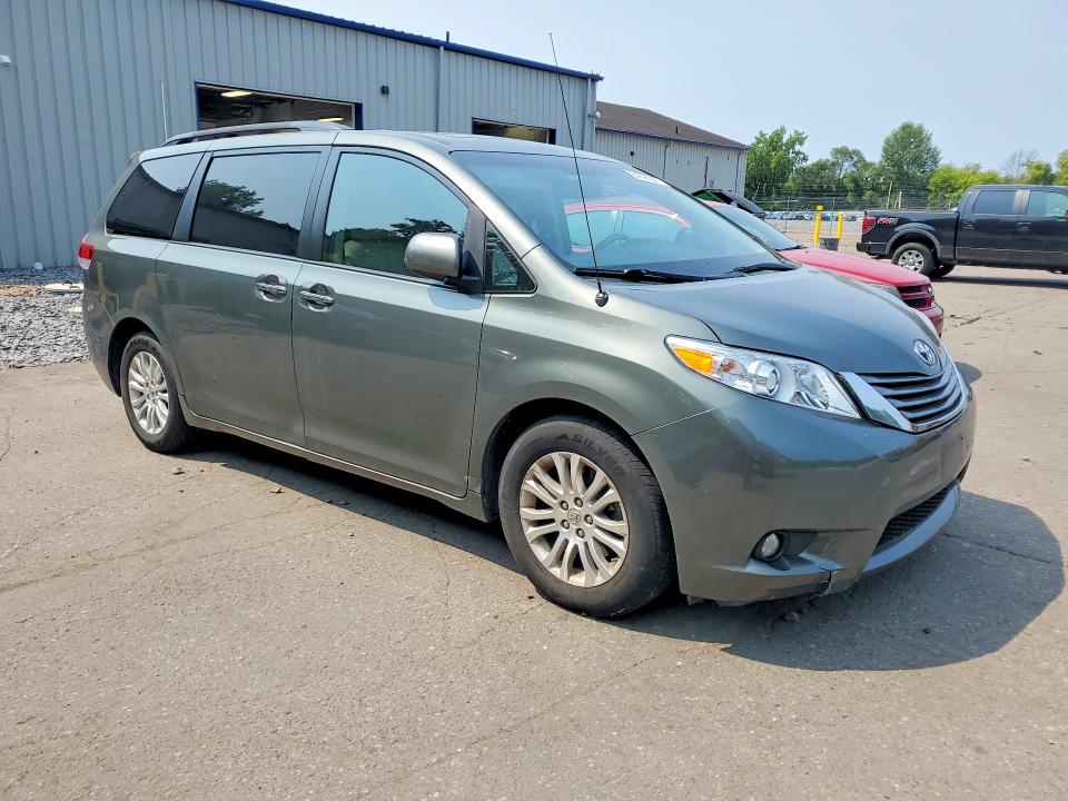 2014 Toyota Sienna მანქანა იყიდება აუქციონზე, vin: 5TDYK3DC9ES524254, აუქციონის ნომერი: 64396306