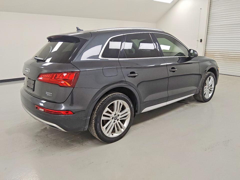 2018 Audi Q5 მანქანა იყიდება აუქციონზე, vin: WA1BNAFY5J2056402, აუქციონის ნომერი: 65042356