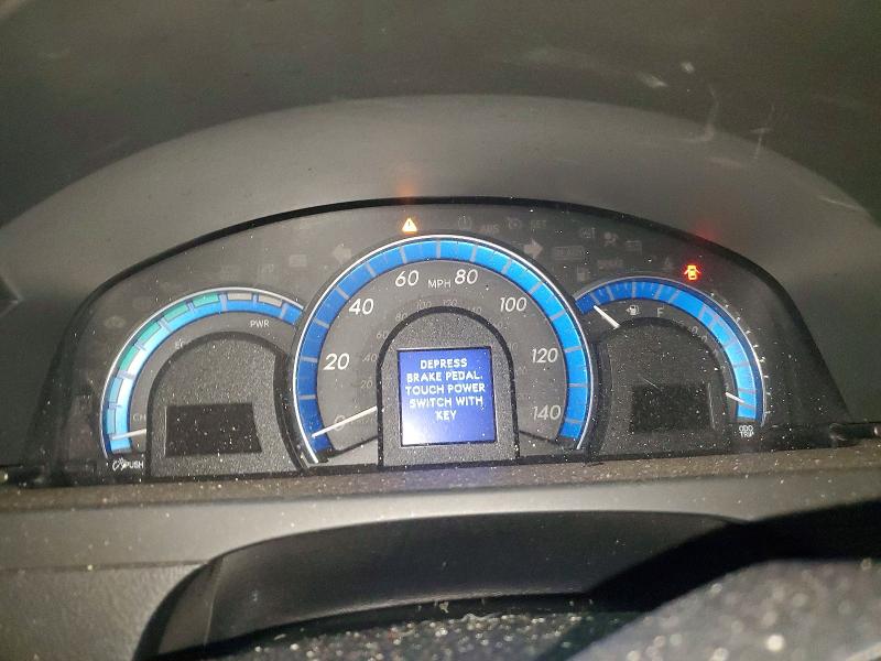 2013 Toyota Camry Hybrid მანქანა იყიდება აუქციონზე, vin: 4T1BD1FK0DU087565, აუქციონის ნომერი: 65240216
