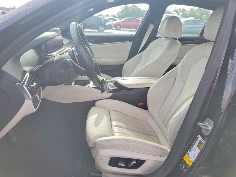 63535266 :رقم المزاد ، WBA13BJ08MCF15967 vin ، 2021 Bmw 530 مزاد بيع