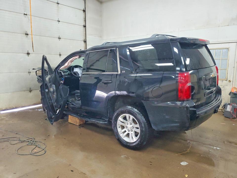64984756 :رقم المزاد ، 1GNSKAKC1FR240492 vin ، 2015 Chevrolet Tahoe مزاد بيع