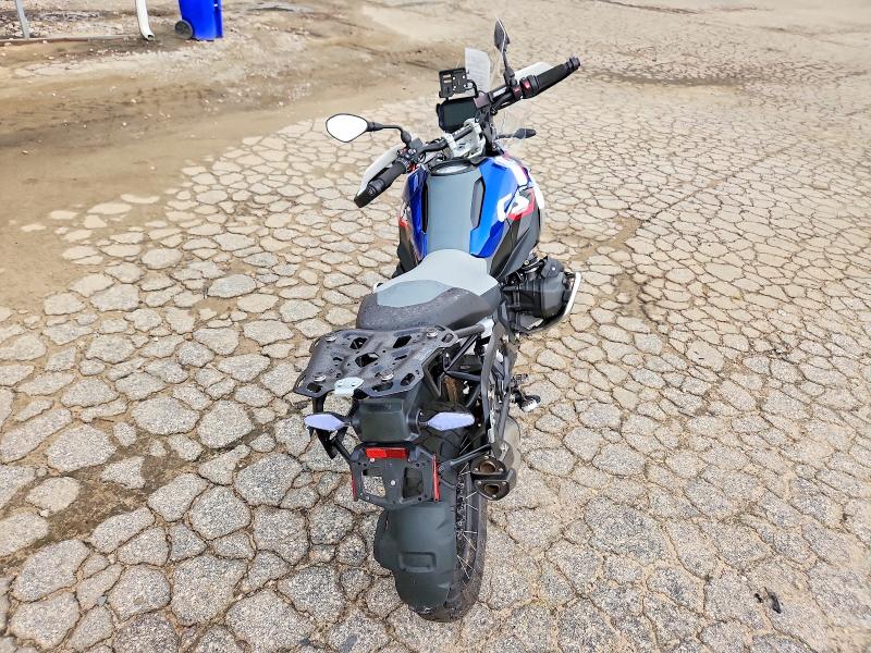 Продаж на аукціоні авто 2024 Bmw R 1300, vin: WB10M2306R6J07394, номер лоту: 64186886