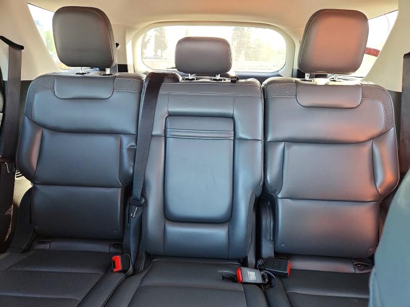 Продажа на аукционе авто 2025 Ford Explorer, vin: 1FMUK7DH9SGC56146, номер лота: 63703166