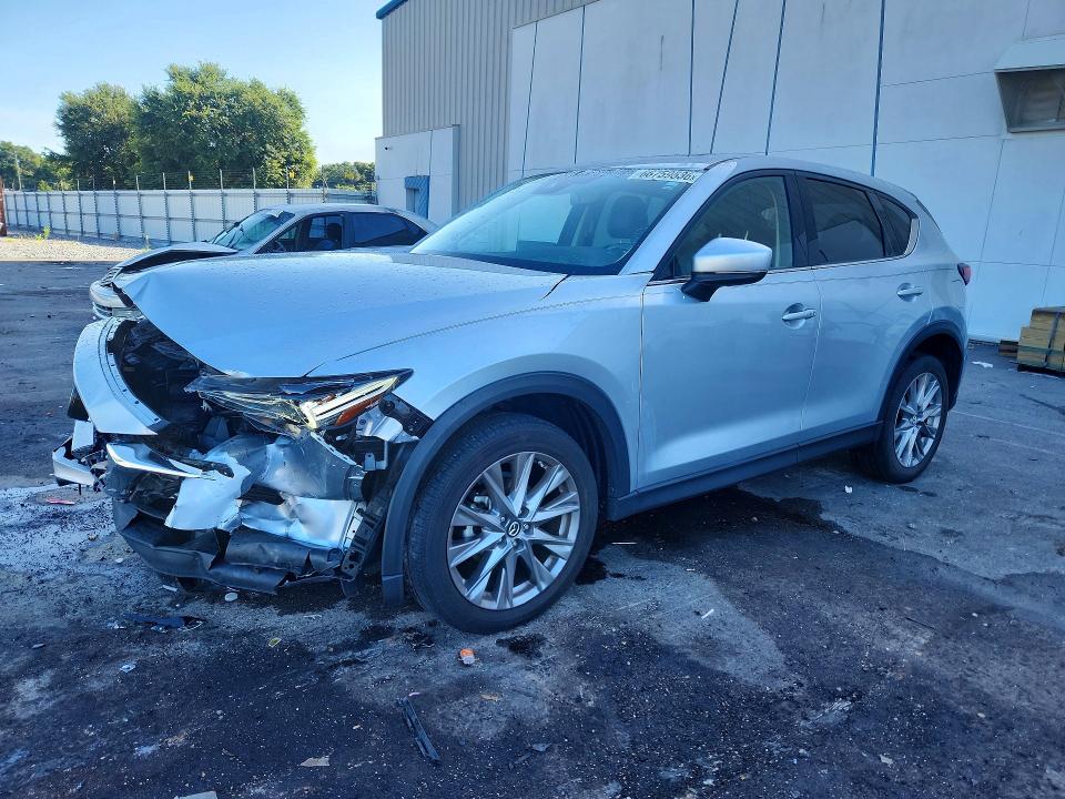 Продажа на аукционе авто 2021 Mazda Cx-5, vin: JM3KFBDM7M0405401, номер лота: 66759536