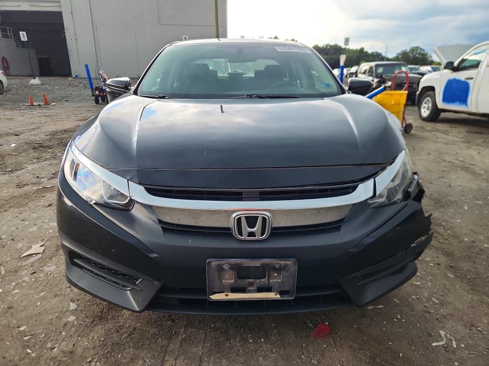 Продажа на аукционе авто 2017 Honda Civic, vin: 19XFC2F73HE053490, номер лота: 63584396