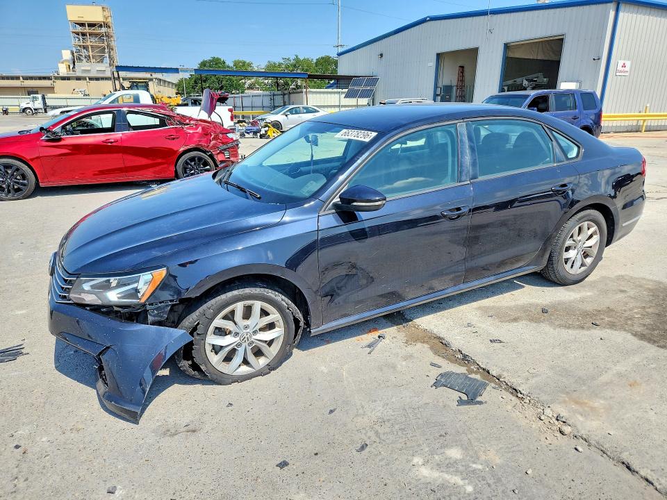 Продажа на аукционе авто 2018 Volkswagen Passat, vin: 1VWAA7A30JC024315, номер лота: 66378296