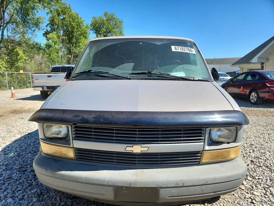 1999 Chevrolet Astro მანქანა იყიდება აუქციონზე, vin: 1GCDM19W4XB120126, აუქციონის ნომერი: 67102766