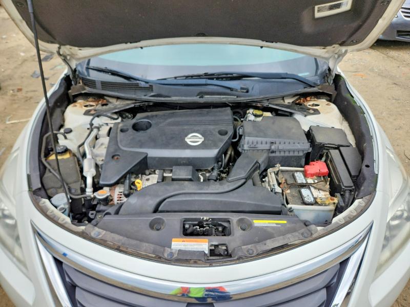 2015 Nissan Altima მანქანა იყიდება აუქციონზე, vin: 1N4AL3AP7FC197299, აუქციონის ნომერი: 63574766