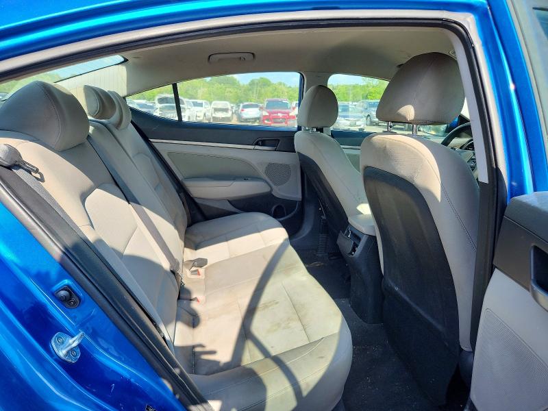 2017 Hyundai Elantra მანქანა იყიდება აუქციონზე, vin: 5NPD84LF1HH130238, აუქციონის ნომერი: 63824466