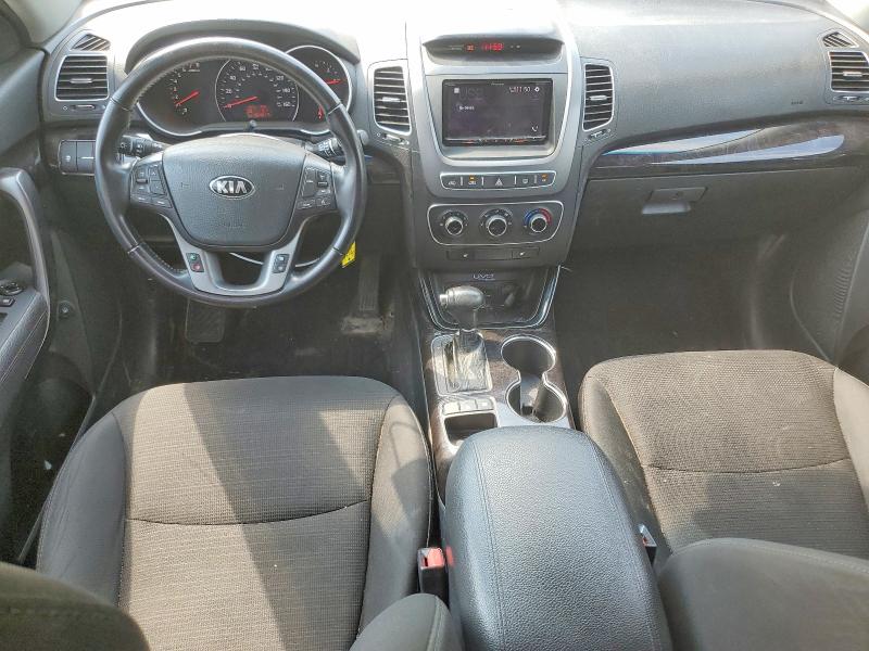 63351346 :رقم المزاد ، 5XYKT4A67FG581347 vin ، 2015 Kia Sorento مزاد بيع