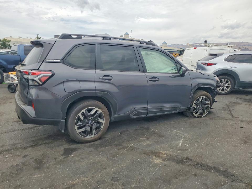 Продаж на аукціоні авто 2025 Subaru Forester, vin: JF2SLDRC9SH529182, номер лоту: 67032546
