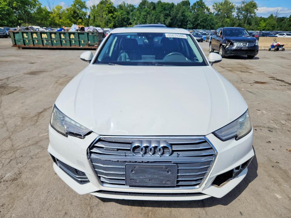 Продаж на аукціоні авто 2018 Audi A4, vin: WAUDNAF47JA065164, номер лоту: 65678396