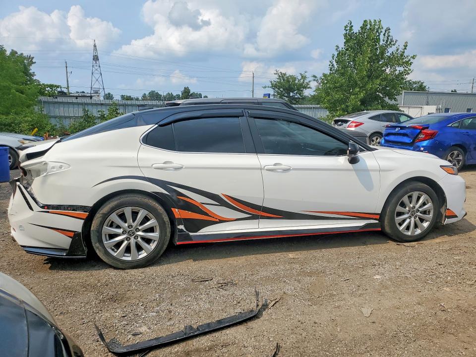 65288746 :رقم المزاد ، 4T1G11AK5LU945973 vin ، 2020 Toyota Camry مزاد بيع