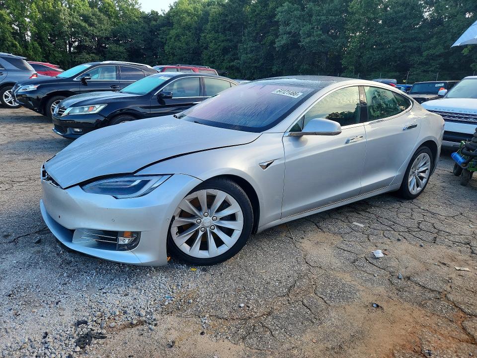 Aukcja sprzedaży 2017 Tesla Model S, vin: 5YJSA1E26HF207009, numer aukcji: 64121466