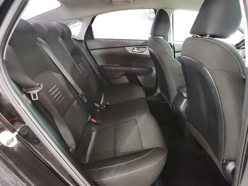 64805816 :رقم المزاد ، 3KPF24AD1ME266055 vin ، 2021 Kia Forte مزاد بيع