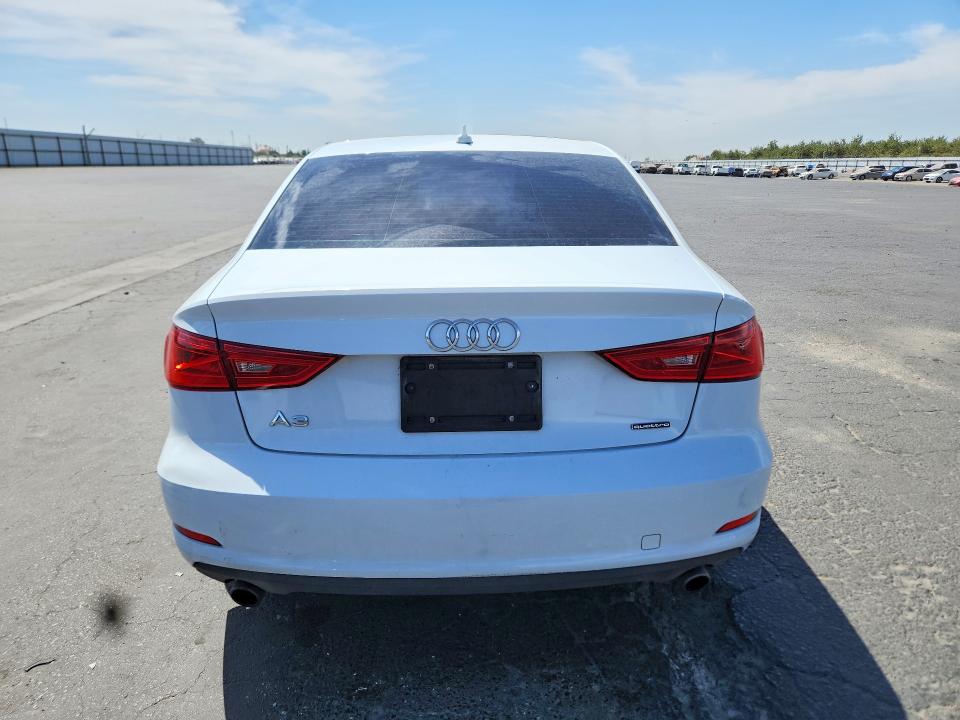 65604186 :رقم المزاد ، WAUBFGFF5F1090385 vin ، 2015 Audi A3 مزاد بيع
