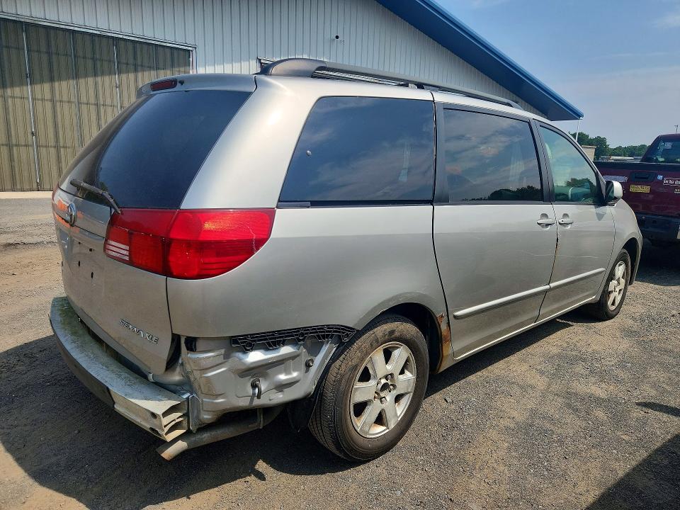 64736816 :رقم المزاد ، 5TDZA22C64S093939 vin ، 2004 Toyota Sienna مزاد بيع