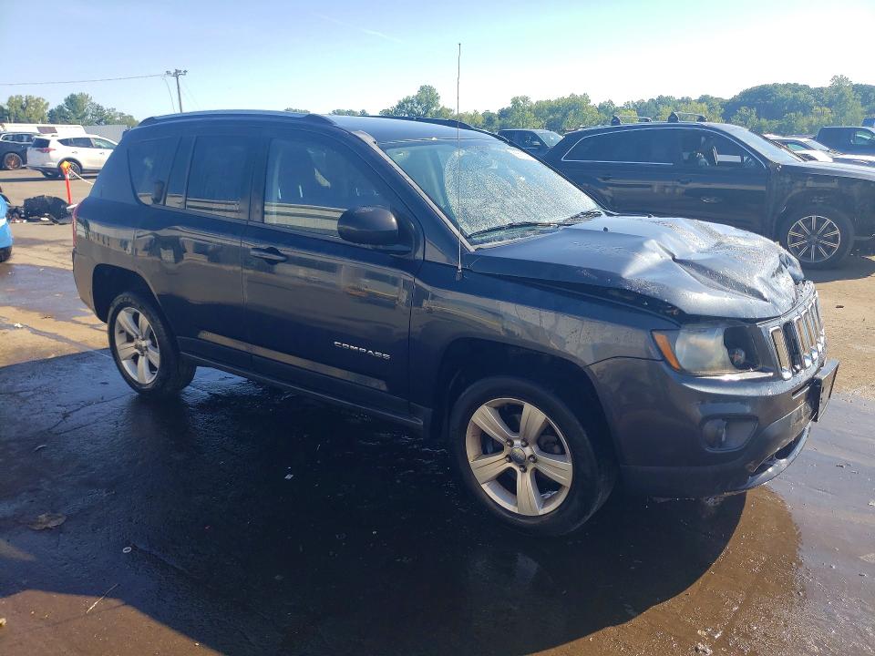 65591226 :رقم المزاد ، 1C4NJDBB5ED530571 vin ، 2014 Jeep Compass مزاد بيع