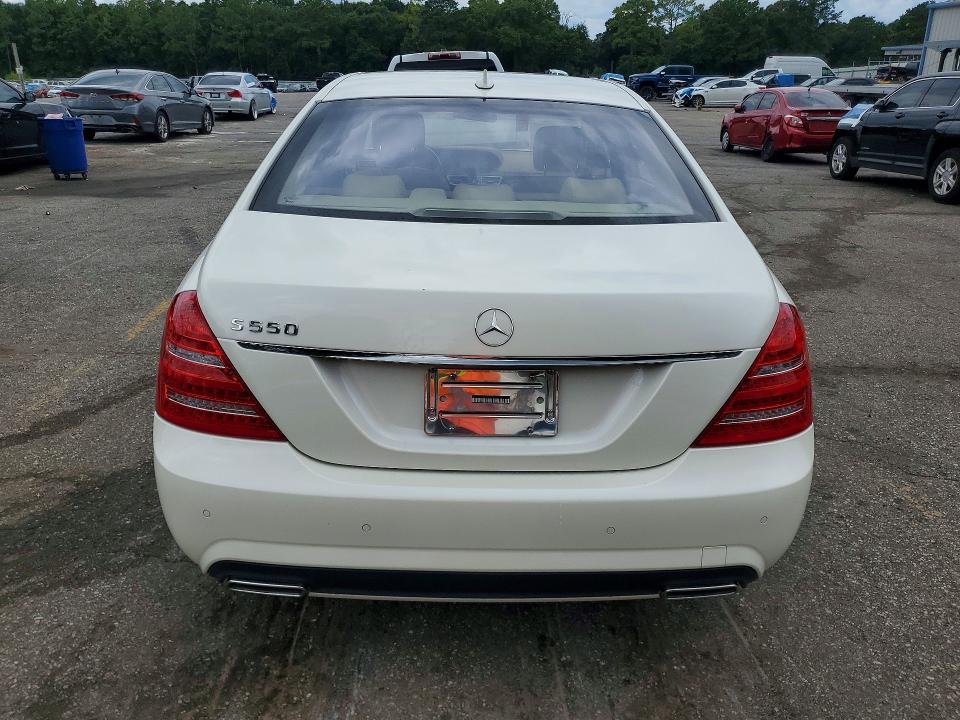 2010 Mercedes-benz S მანქანა იყიდება აუქციონზე, vin: WDDNG7BB2AA328711, აუქციონის ნომერი: 63370846