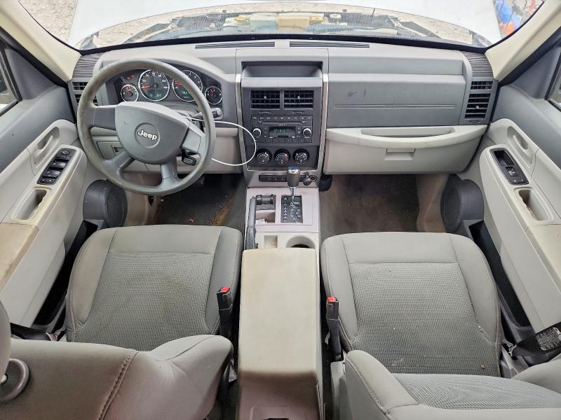 64771846 :رقم المزاد ، 1J8GN28K88W277031 vin ، 2008 Jeep Liberty مزاد بيع