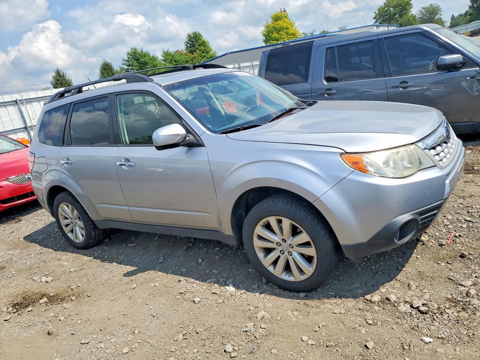 66884276 :رقم المزاد ، JF2SHAEC6DH438217 vin ، 2013 Subaru Forester مزاد بيع