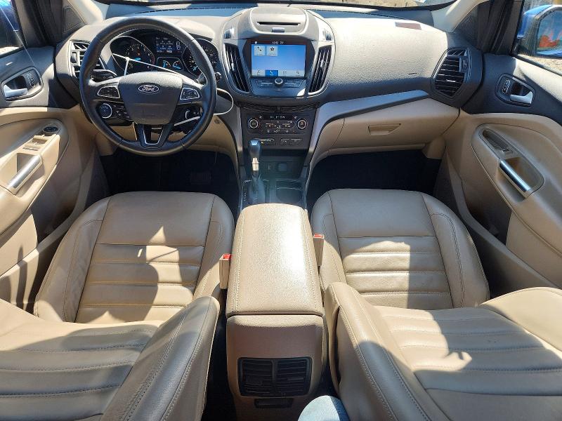 Продажа на аукционе авто 2017 Ford Escape, vin: 1FMCU9GD3HUA56450, номер лота: 63337606
