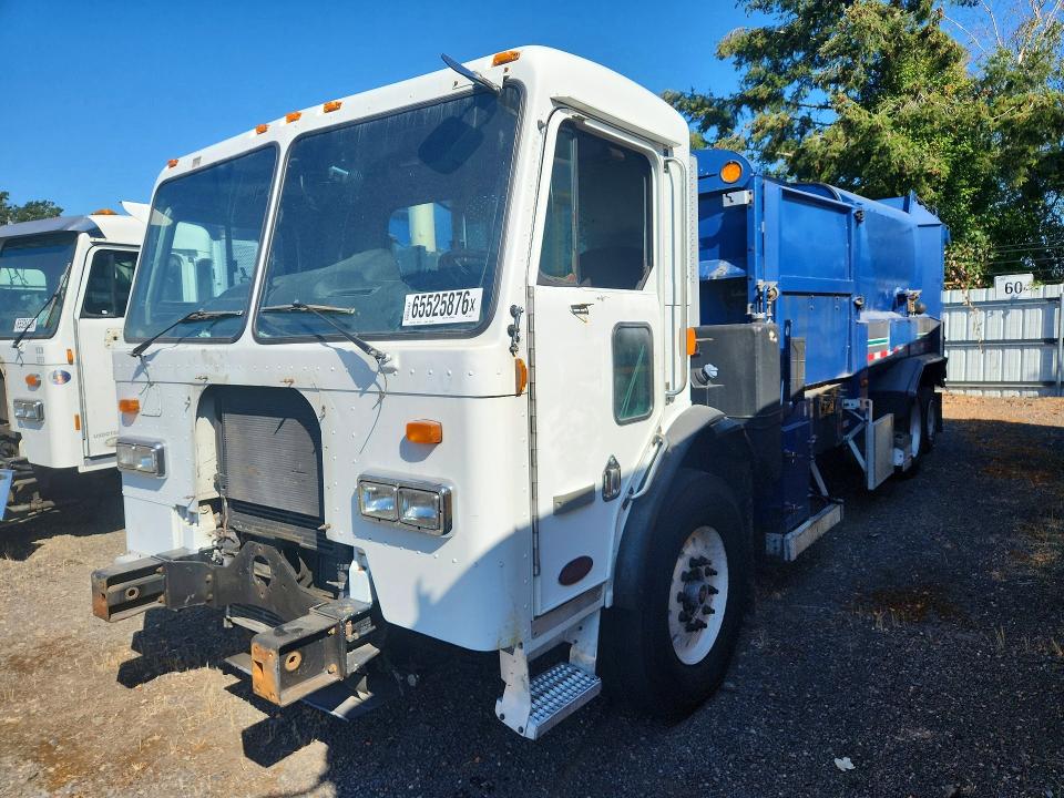 65525876 :رقم المزاد ، 3BPZH78X5CF156180 vin ، 2012 Peterbilt 320 مزاد بيع