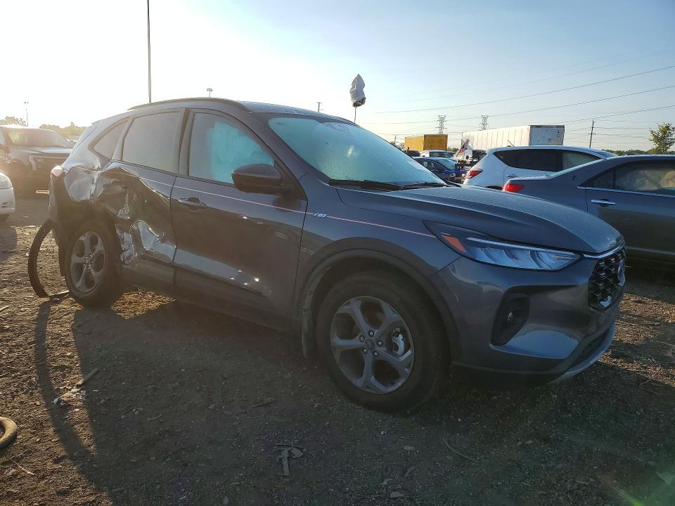 Продаж на аукціоні авто 2025 Ford Escape, vin: 1FMCU9NA0SUB46946, номер лоту: 63851276
