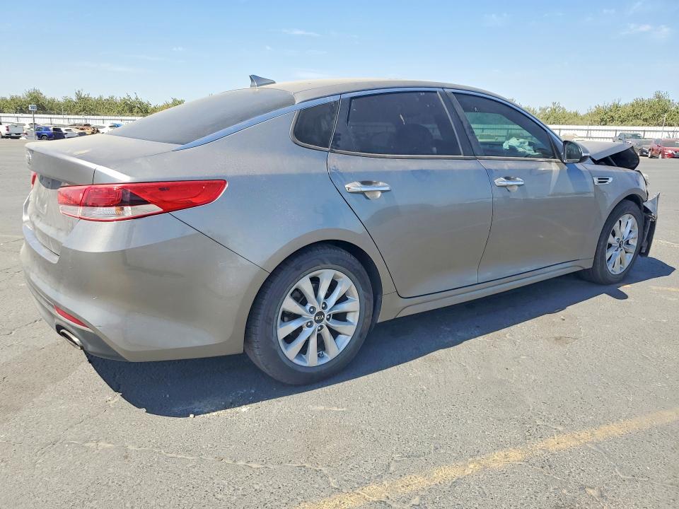 Auction sale of the 2017 Kia Optima, vin: 5XXGT4L34HG128996, lot number: 66306466