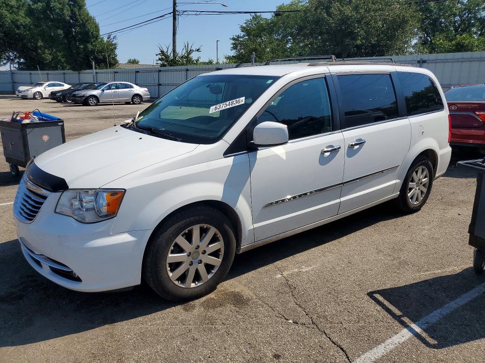 63754836 :رقم المزاد ، 2C4RC1BG4GR142589 vin ، 2016 Chrysler Town & Country مزاد بيع