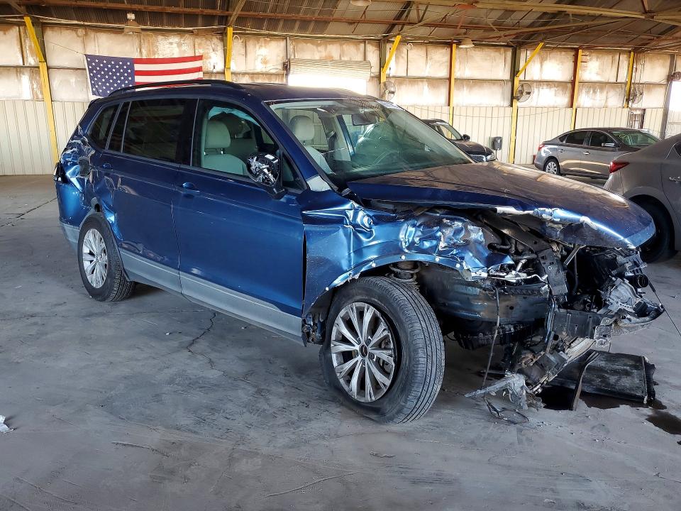 Продаж на аукціоні авто 2018 Volkswagen Tiguan, vin: 3VV1B7AX3JM033576, номер лоту: 66113926