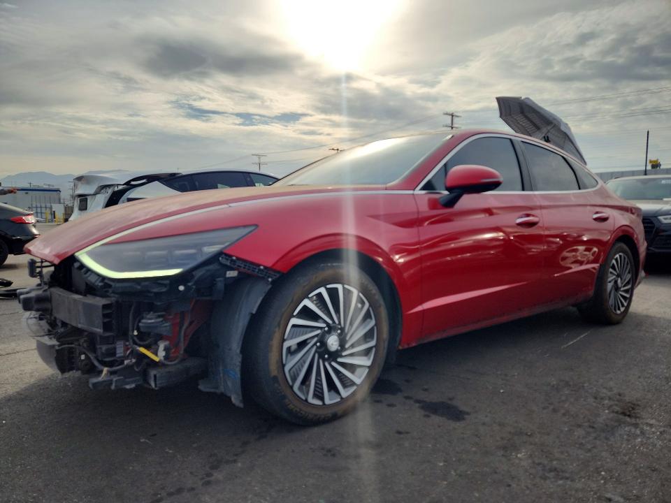 2021 Hyundai Sonata Hybrid მანქანა იყიდება აუქციონზე, vin: KMHL54JJ6MA027843, აუქციონის ნომერი: 66620876