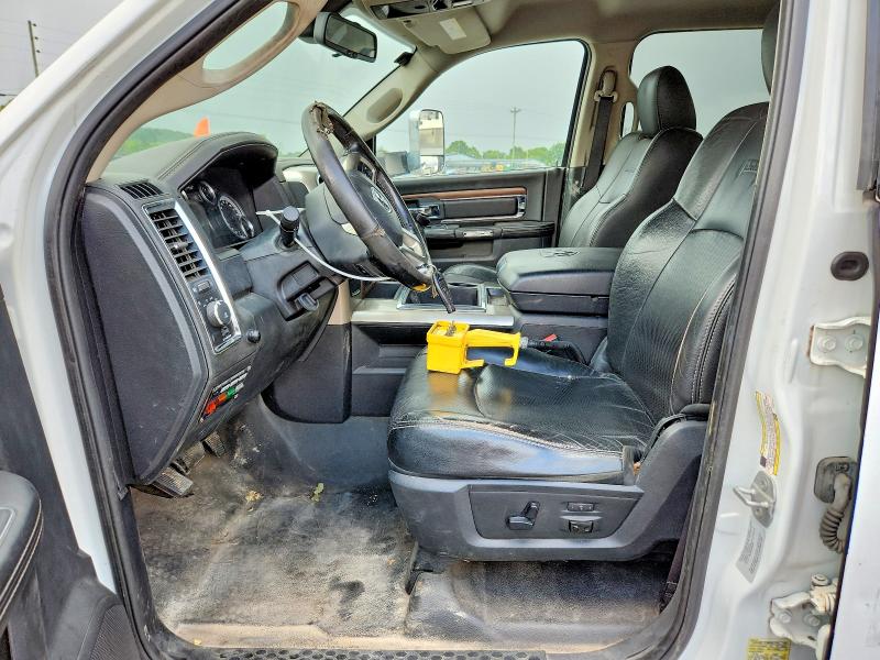 63942686 :رقم المزاد ، 3C7WRNEL7FG551467 vin ، 2015 Ram 5500 مزاد بيع