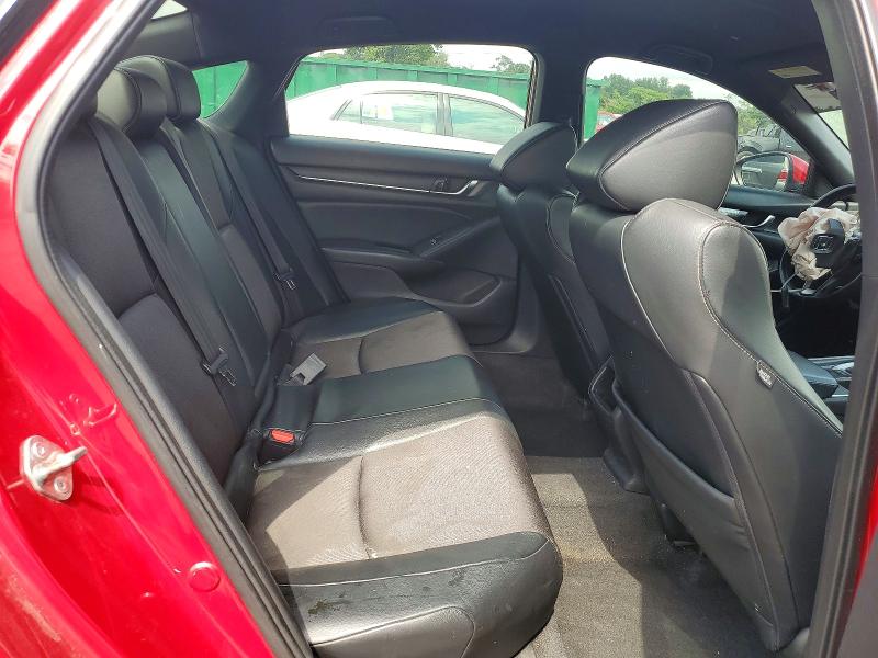 Продажа на аукционе авто 2018 Honda Accord, vin: 1HGCV1F39JA217971, номер лота: 65681826