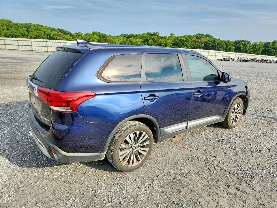 Aukcja sprzedaży 2019 Mitsubishi Outlander, vin: JA4AD2A32KZ013967, numer aukcji: 64724436