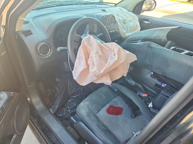 63047426 :رقم المزاد ، 1C4NJDBB2GD521250 vin ، 2016 Jeep Compass مزاد بيع