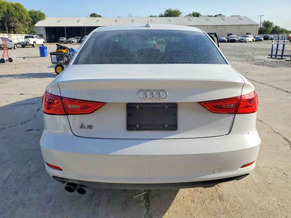 63667386 :رقم المزاد ، WAUCCGFF4F1046973 vin ، 2015 Audi A3 مزاد بيع