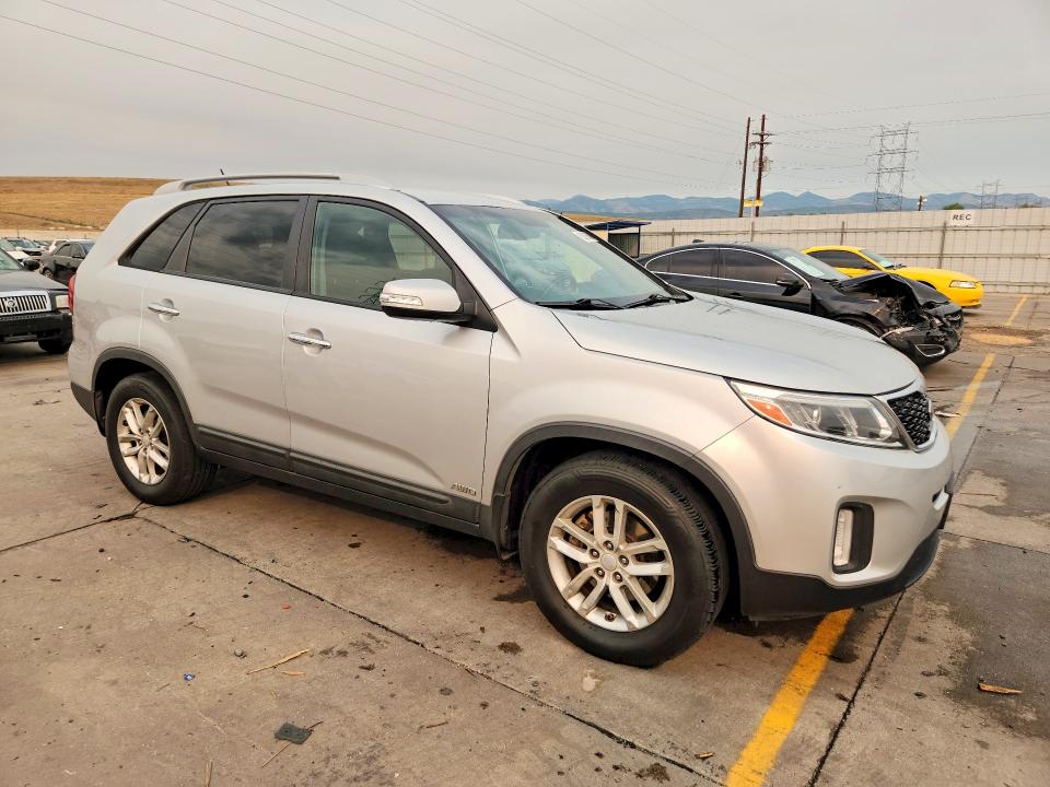 Продажа на аукционе авто 2015 Kia Sorento, vin: 5XYKTDA71FG550670, номер лота: 63363546