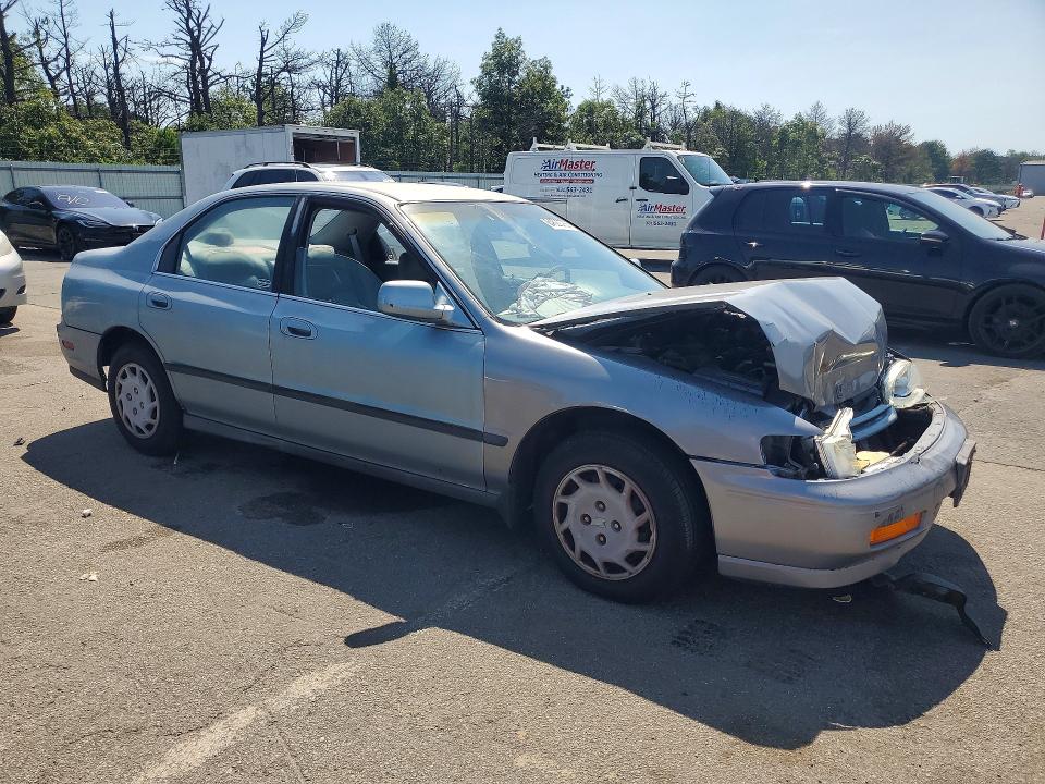 1994 Honda Accord მანქანა იყიდება აუქციონზე, vin: 1HGCD5634RA156583, აუქციონის ნომერი: 64620786