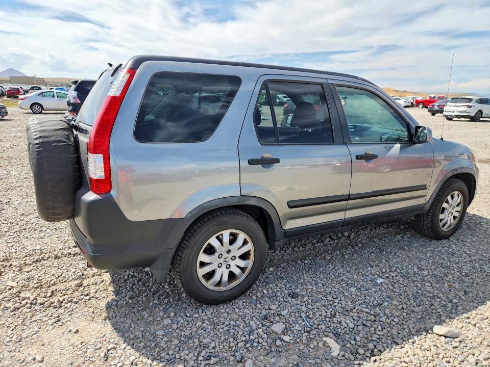 2005 Honda Cr-v მანქანა იყიდება აუქციონზე, vin: JHLRD788X5C016939, აუქციონის ნომერი: 65959796