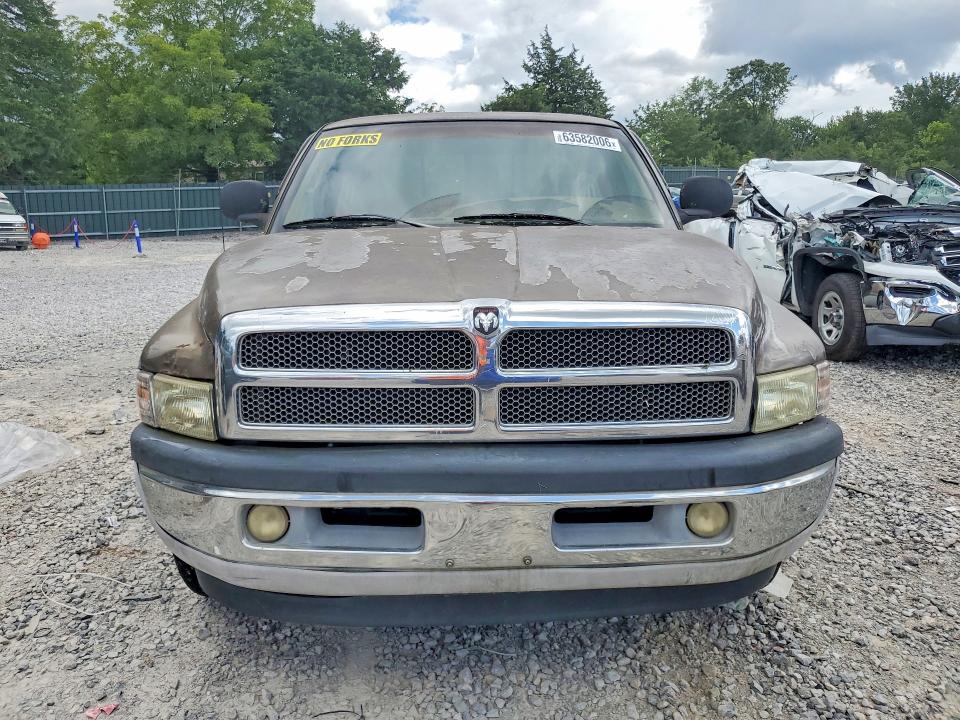 63582006 :رقم المزاد ، 3B7HC13Z5YG149022 vin ، 2000 Dodge Ram 1500 مزاد بيع