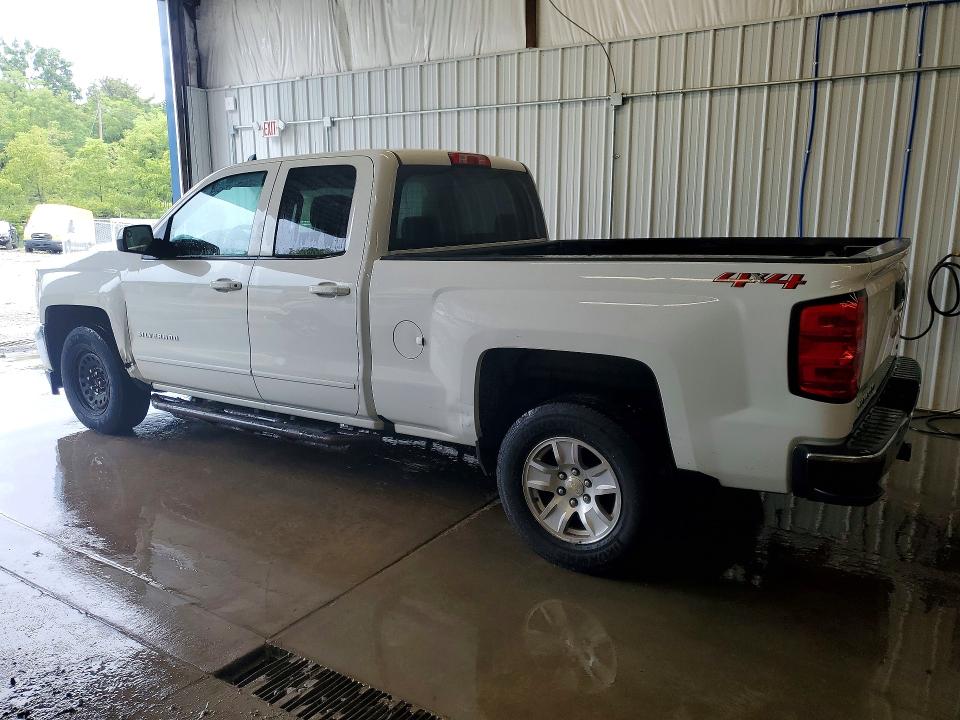 Продаж на аукціоні авто 2018 Chevrolet Silverado, vin: 2GCVKREC2J1108004, номер лоту: 64185176
