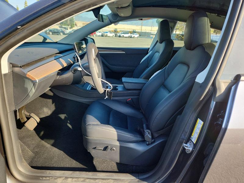 63693896 :رقم المزاد ، 7SAYGDEE6PF911250 vin ، 2023 Tesla Model Y مزاد بيع